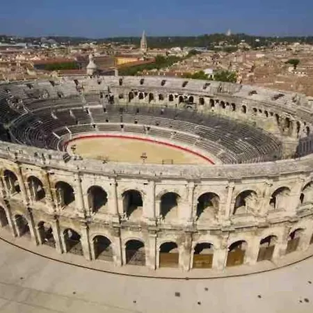 Le Jad Joli F2 Proche Gare, Arenes Avec Terrasse Privee Appartement *