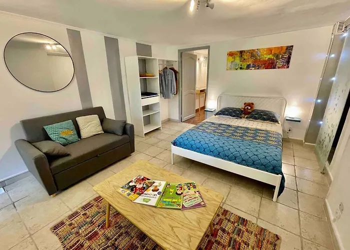 Le Jad Joli F2 Proche Gare, Arenes Avec Terrasse Privee *