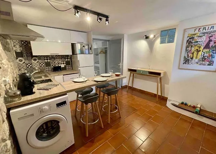 Apartmán Le Jad Joli F2 Proche Gare, Arenes Avec Terrasse Privee *