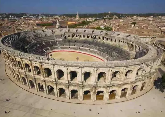 Le Jad Joli F2 Proche Gare, Arenes Avec Terrasse Privee Appartement *