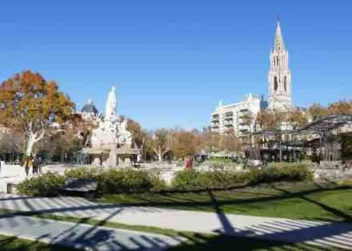 Le Jad Joli F2 Proche Gare, Arenes Avec Terrasse Privee Appartement *